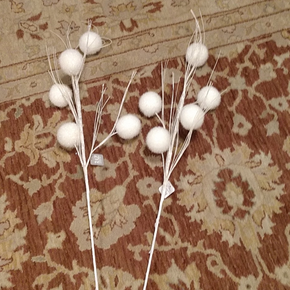 Raz Christmas White Sticks Bundle